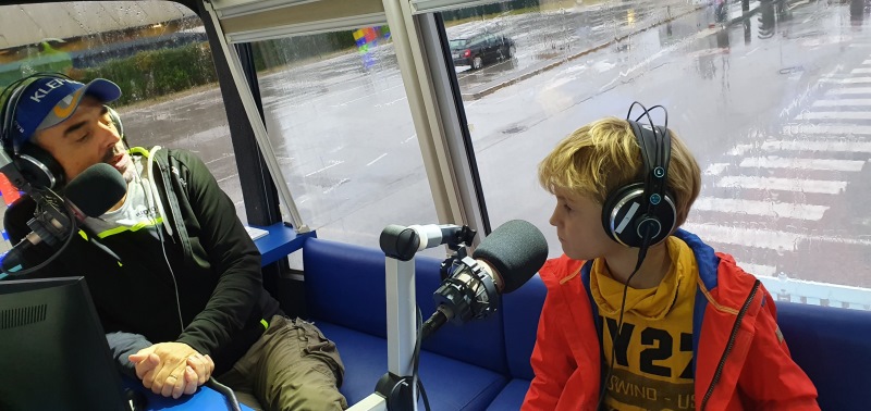 Poslušalec poklepetal s Tomažem, brez težav ;)